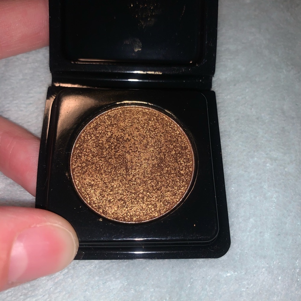 Hikari Cosmetics Cream Eyeshadow